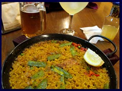 Plaza de la Virgen 21 - Valencian paella
